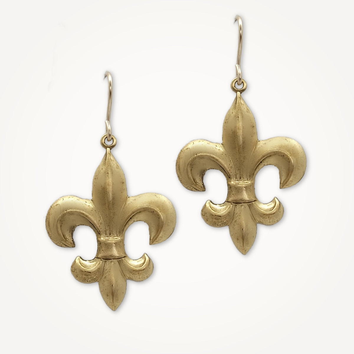 Fancy Curl Black Enamel Gold popular Fleur De Lis Dangle Earrings 4061